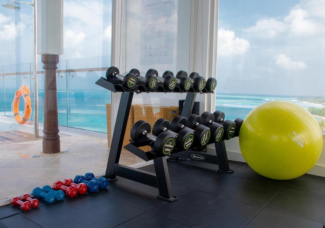 Stone Hotels Dhiffushi Bagian luar foto
