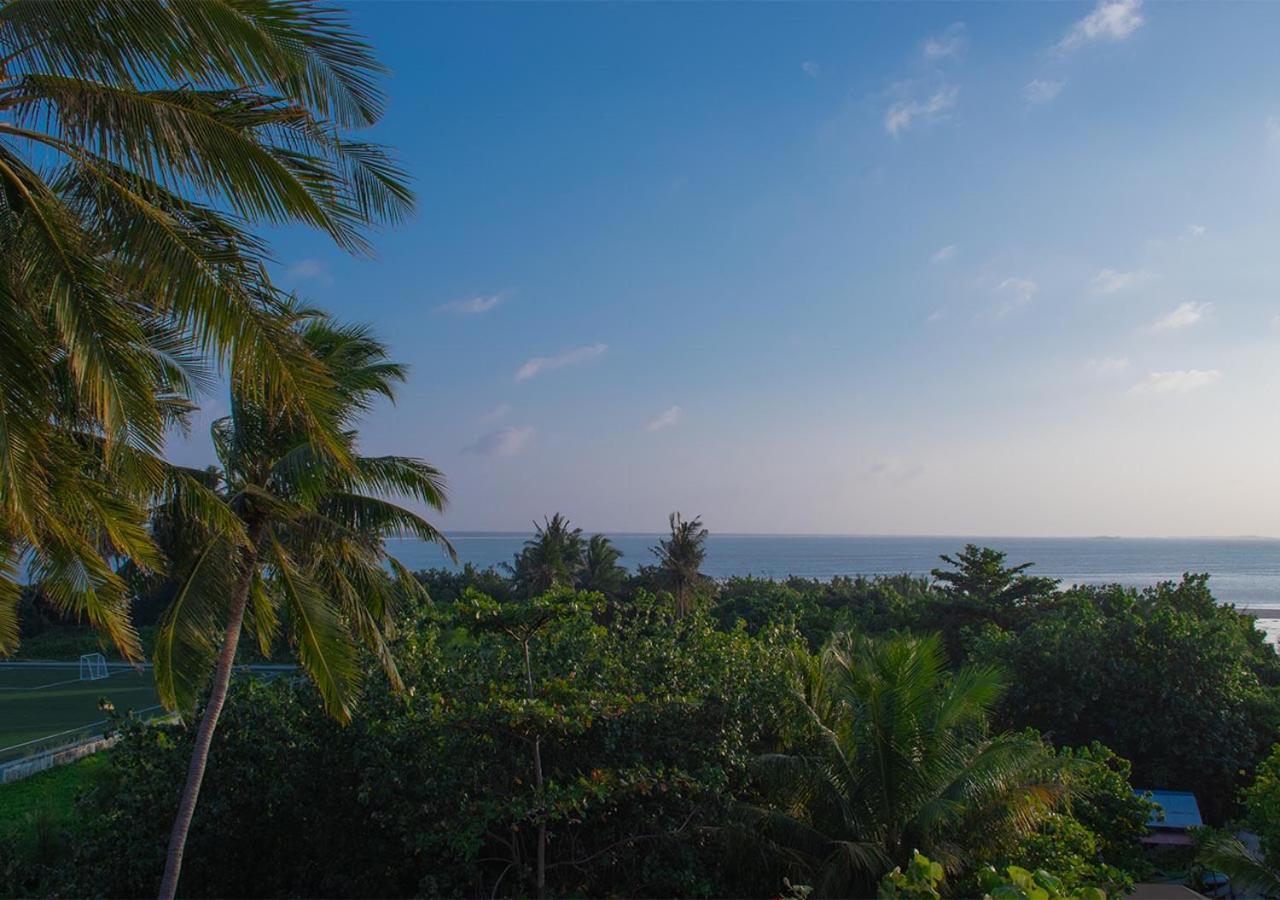 Stone Hotels Dhiffushi Bagian luar foto
