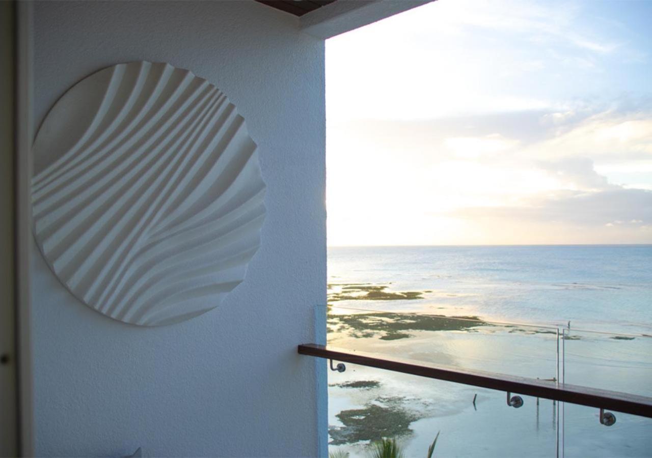 Stone Hotels Dhiffushi Bagian luar foto