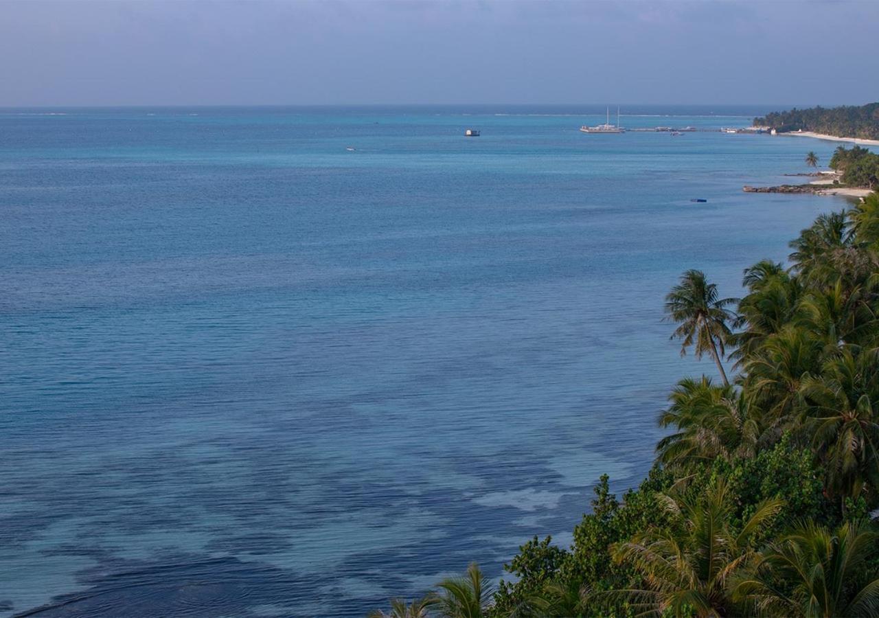 Stone Hotels Dhiffushi Bagian luar foto