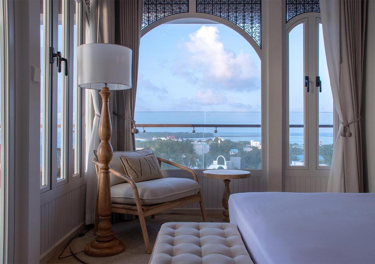 Stone Hotels Dhiffushi Bagian luar foto