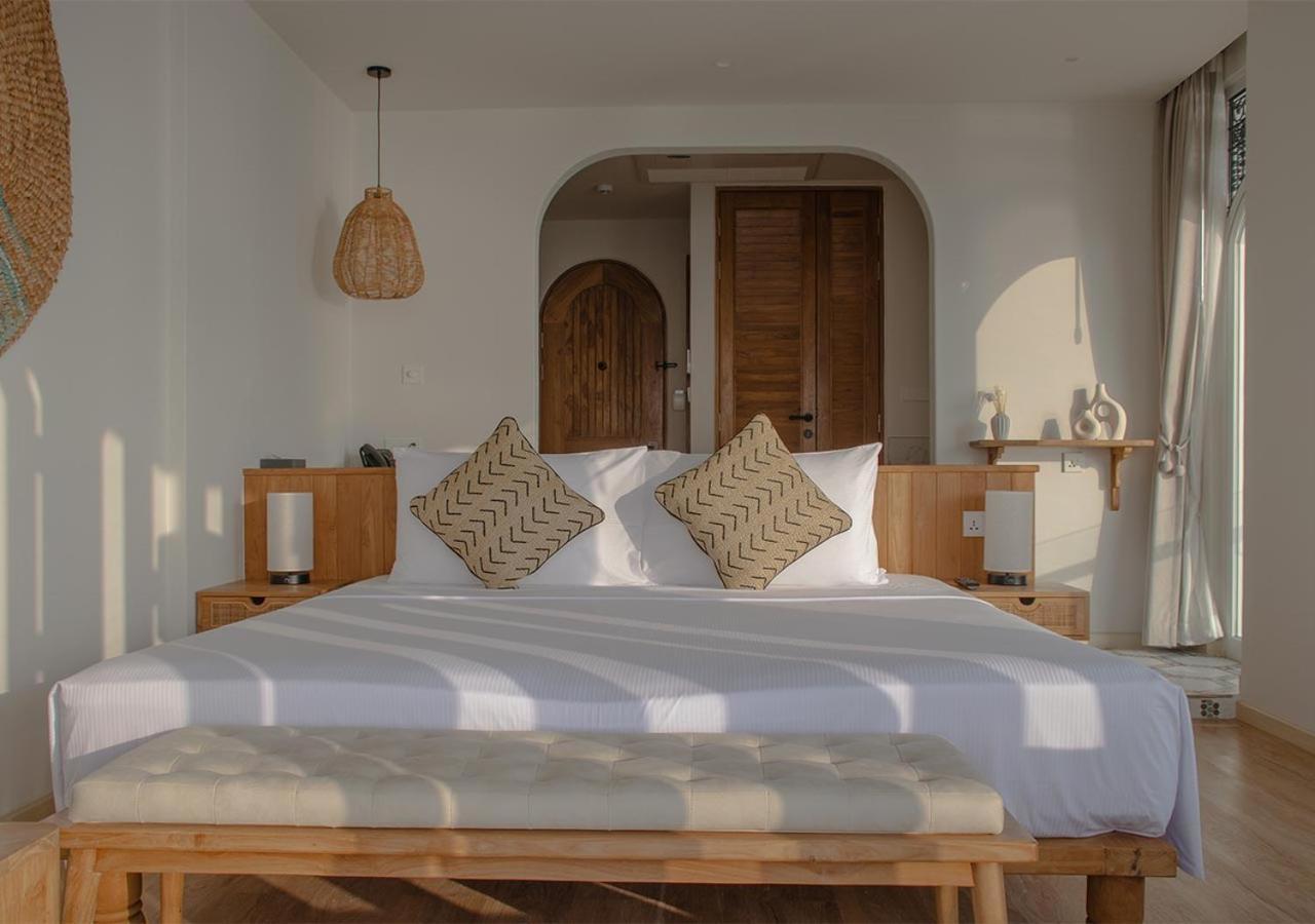 Stone Hotels Dhiffushi Bagian luar foto