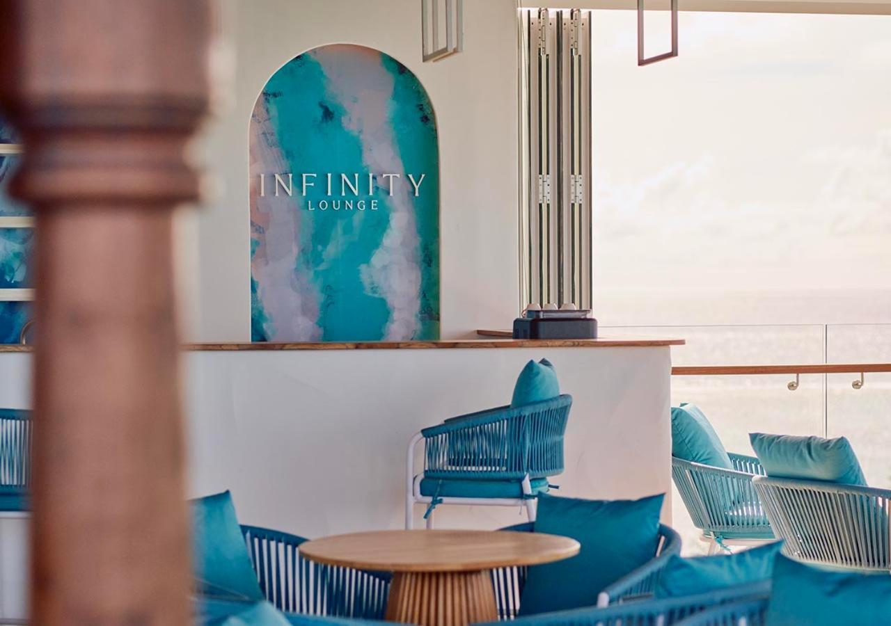 Stone Hotels Dhiffushi Bagian luar foto